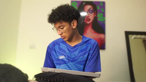 HARRY online show from 12.12.24