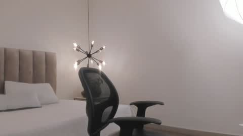 Harry Jones online show from 01.26.25