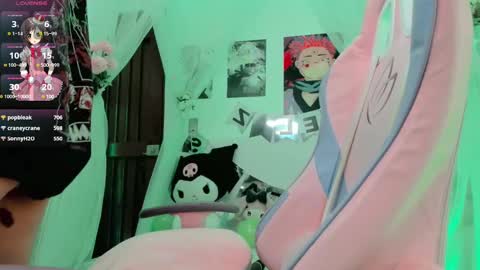 Snapshot of haru_lee chatting on 02.28.25 Haru online show from 02.28.25