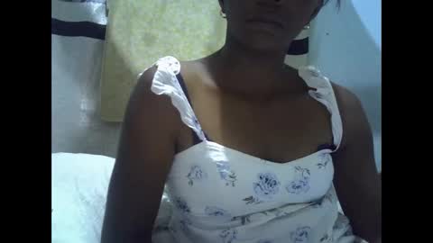 Snapshot of harysette chatting on 11.13.25 harysette online show from 11.13.25