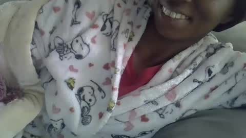 Snapshot of harysette chatting on 12.20.25 harysette online show from 12.20.25