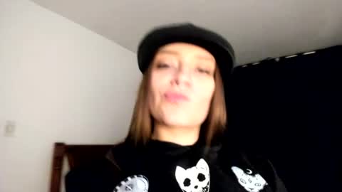 Nicole Dior online show from 06.25.26