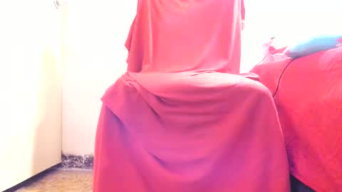 Snapshot of hathor_01_ chatting on 01.18.25 andres online show from 01.18.25