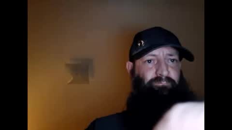 Snapshot of hawktalon007 chatting on 10.20.25 Robert online show from 10.20.25