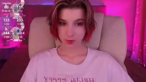 Snapshot of haylaamber chatting on 02.10.25 haylaamber online show from 02.10.25