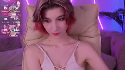 Snapshot of haylaamber chatting on 03.04.25 haylaamber online show from 03.04.25
