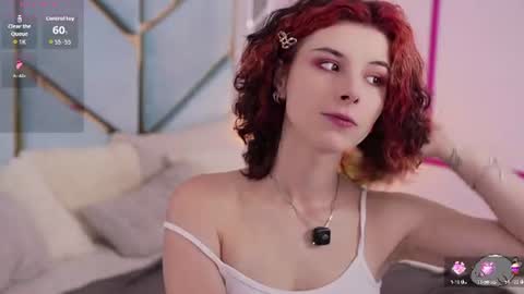 Snapshot of haylaamber chatting on 07.16.26 haylaamber online show from 07.16.26