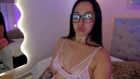 Snapshot of haze_vibes chatting on 05.17.26 Maria online show from 05.17.26