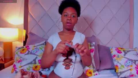 Snapshot of hazel_lanee chatting on 05.09.26 hazel_lanee online show from 05.09.26