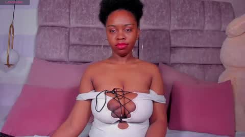 Snapshot of hazel_lanee chatting on 05.24.26 hazel_lanee online show from 05.24.26