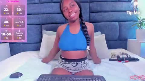 hazel_lanee online show from 07.29.26