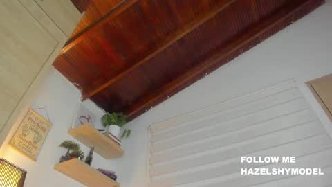 Snapshot of hazel_shy chatting on 12.11.24 Im Hazel online show from 12.11.24