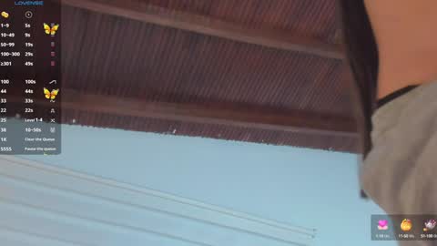 Snapshot of hazel_shy chatting on 12.14.24 Im Hazel online show from 12.14.24