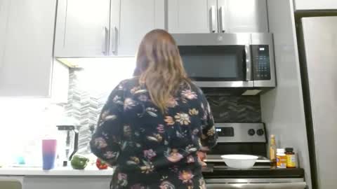 Hazel online show from 02.18.25