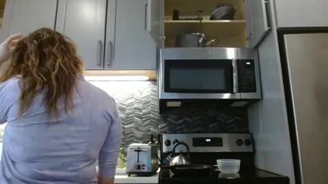 Hazel online show from 02.23.25