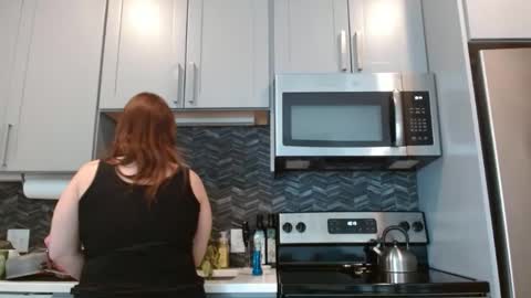 Hazel online show from 03.05.25