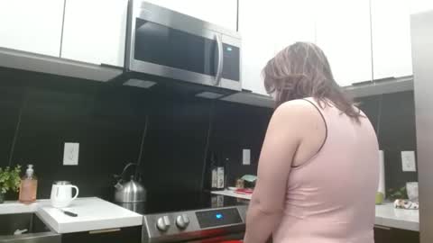 Hazel online show from 02.04.26