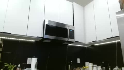 Hazel online show from 04.25.26