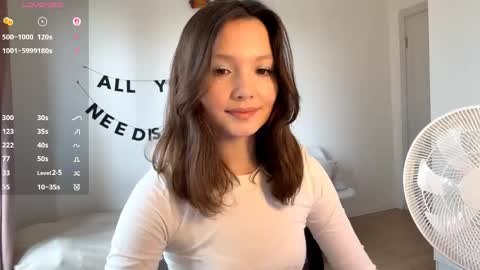 Snapshot of hazelhartshorn chatting on 05.26.26 Kira online show from 05.26.26