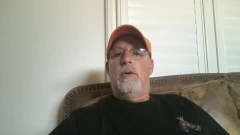 Snapshot of hdeuce22 chatting on 09.19.25 Hdeuce22 online show from 09.19.25