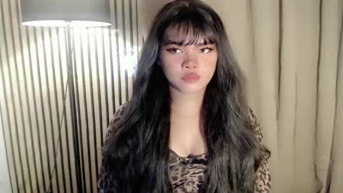 Snapshot of heavenlysexkendal chatting on 12.17.25 KENDAL online show from 12.17.25