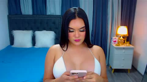 Snapshot of heavenlytransx chatting on 12.10.24 ITS FREE TO ASK online show from 12.10.24