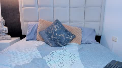 Keira Hecate online show from 01.15.25