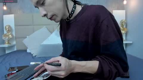 Snapshot of hecate1_ chatting on 05.06.26 Keira Hecate online show from 05.06.26