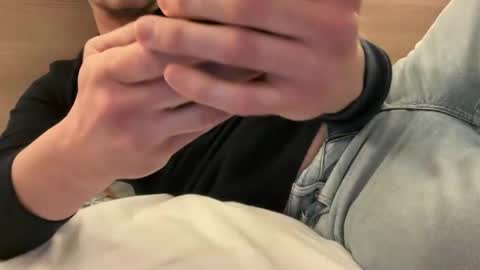 Snapshot of hedonistfr chatting on 12.15.25 hedonistfr online show from 12.15.25