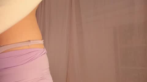 Snapshot of hee_jeen chatting on 01.09.25 Jeen online show from 01.09.25