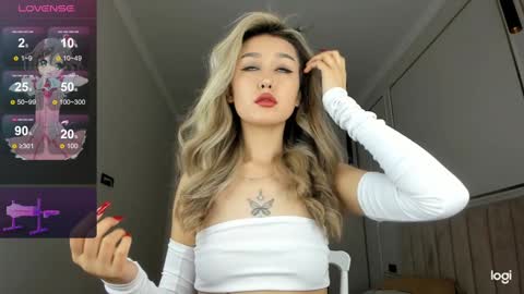 Snapshot of hee_nomy chatting on 12.23.24 Nomy3 online show from 12.23.24