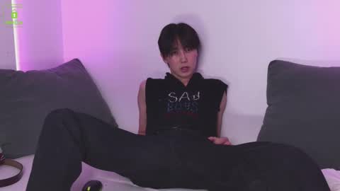 HEEJIN online show from 09.16.25