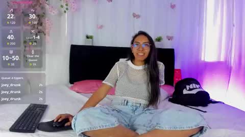 heidi_feuer online show from 09.25.25