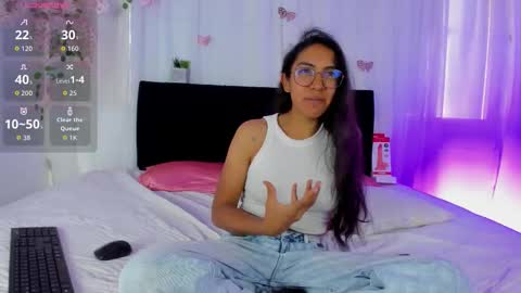 heidi_feuer online show from 09.26.25