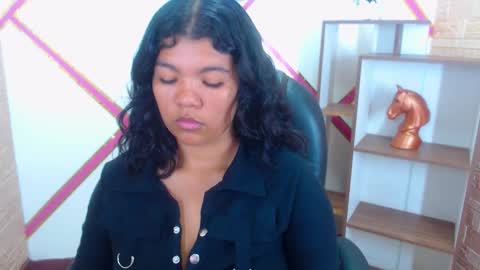 MY NAME IS HEIDY online show from 02.14.26