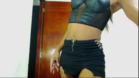 Snapshot of heidy_hotxxx chatting on 02.20.26 heidy online show from 02.20.26