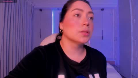 Heidy online show from 10.16.25