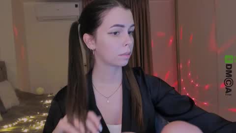 Heiley online show from 03.10.25