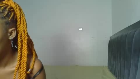 Snapshot of heilybunny chatting on 05.09.26 heilybunny online show from 05.09.26