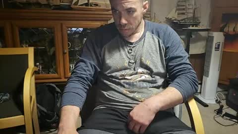 xxScubaStevexx online show from 04.19.26