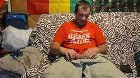 xxScubaStevexx online show from 06.10.26