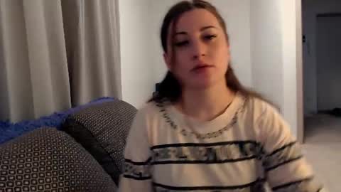 Snapshot of helen_adams_ chatting on 06.17.26 helen_adams_ online show from 06.17.26