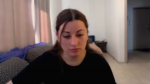 Snapshot of helen_adams_ chatting on 06.23.26 helen_adams_ online show from 06.23.26