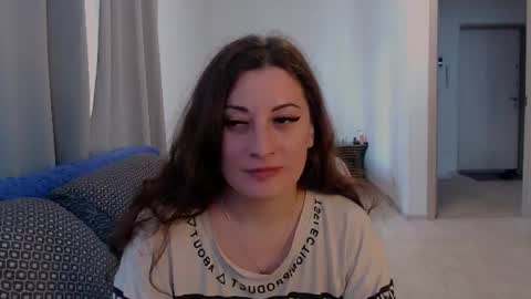 Snapshot of helen_adams_ chatting on 07.28.26 helen_adams_ online show from 07.28.26