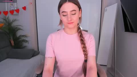 Snapshot of helena_lorente chatting on 04.26.26 Helen online show from 04.26.26