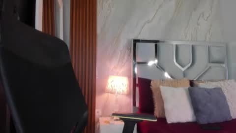 Snapshot of helena_santos01 chatting on 07.19.26 Helena Santos online show from 07.19.26