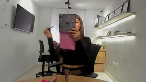 helenafoumier online show from 05.03.26