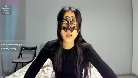 Hi I am Helen online show from 06.01.26