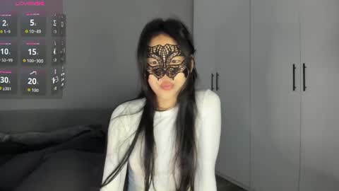 Hi I am Helen online show from 07.06.26