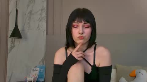 Helen online show from 10.23.25